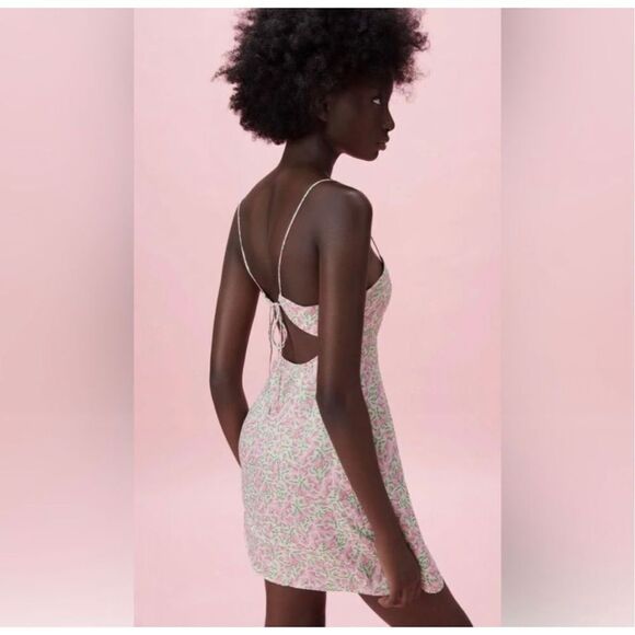 ✨Zara Pink Floral Mini Dress✨ - Picture 5 of 13